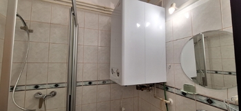 Koupelna - Prodej bytu 1+1 v osobním vlastnictví 39 m², Břeclav