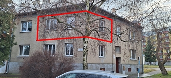 Pohled na dům - Prodej bytu 1+1 v osobním vlastnictví 39 m², Břeclav