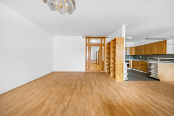 1. dětský pokoj - Pronájem bytu 4+kk v osobním vlastnictví 145 m², Praha 9 - Vysočany