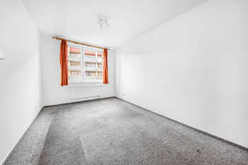 2. dětský pokoj - Pronájem bytu 4+kk v osobním vlastnictví 145 m², Praha 9 - Vysočany