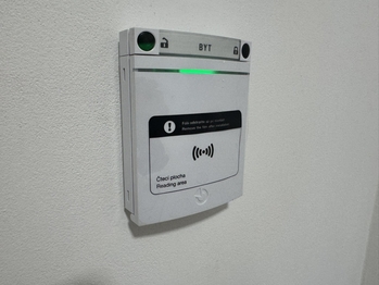 zabezpečení bytu Jablotron - Pronájem bytu 1+kk v osobním vlastnictví 32 m², Kladno