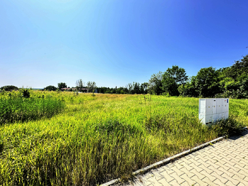 Prodej pozemku 805 m², Třebusice