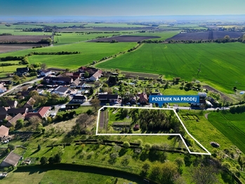 Prodej pozemku 3754 m², Podhořany u Ronova