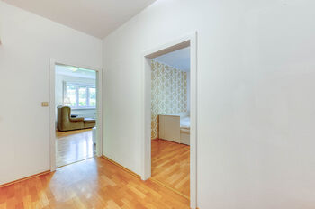 Prodej bytu 4+1 v osobním vlastnictví 124 m², Praha 5 - Smíchov