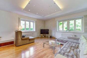 Prodej bytu 4+1 v osobním vlastnictví 124 m², Praha 5 - Smíchov