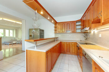 Prodej bytu 4+1 v osobním vlastnictví 124 m², Praha 5 - Smíchov