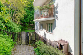 Prodej bytu 4+1 v osobním vlastnictví 124 m², Praha 5 - Smíchov