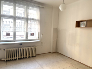 Pronájem komerčního prostoru 42 m², Praha 6 - Bubeneč