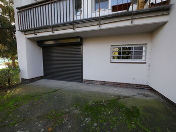 Pronájem garáže, Praha 10 - Strašnice