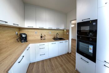 +420 604 191 744 I denisa.myslivcova@re-max.cz - Prodej bytu 3+1 v osobním vlastnictví 67 m², Ostrava