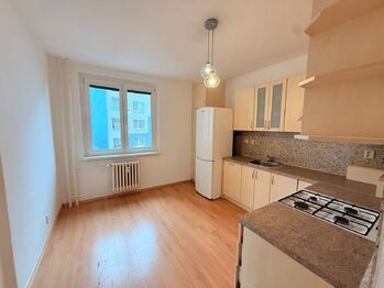 +420 604 191 744 I denisa.myslivcova@re-max.cz - Pronájem bytu 3+1 v osobním vlastnictví 68 m², Ostrava