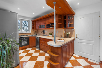 Prodej bytu 2+1 v osobním vlastnictví 55 m², Praha 5 - Zličín