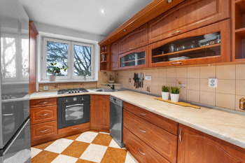 Prodej bytu 2+1 v osobním vlastnictví 55 m², Praha 5 - Zličín