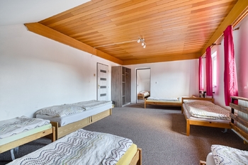 Prodej ubytovacího zařízení 1000 m², Morávka