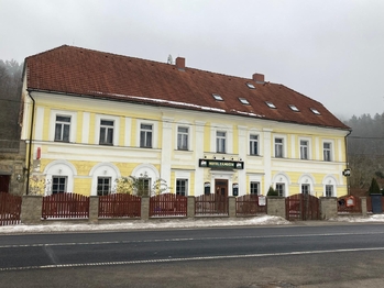 Prodej pozemku 1757 m², Svojkov