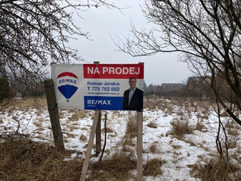 Prodej pozemku 1757 m², Svojkov