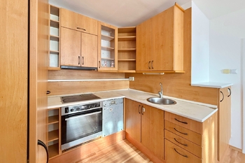 Kuchyňský kout 2 - Prodej bytu 3+kk v osobním vlastnictví 63 m², Praha 9 - Prosek