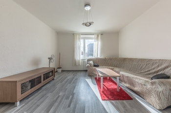 Obývací pokoj 1.patro - Prodej domu 246 m², Praha 9 - Kyje