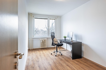 pracovna - Prodej bytu 3+kk v osobním vlastnictví 75 m², Praha 9 - Prosek