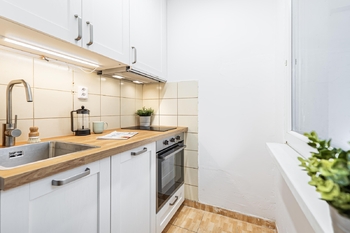 Prodej bytu 1+1 v osobním vlastnictví 27 m², Praha 9 - Střížkov