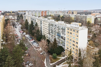 Prodej bytu 1+1 v osobním vlastnictví 27 m², Praha 9 - Střížkov