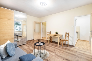 Prodej bytu 1+1 v osobním vlastnictví 27 m², Praha 9 - Střížkov