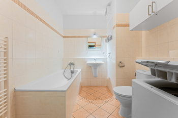 Pronájem bytu 1+kk v osobním vlastnictví 36 m², Praha 10 - Hostivař