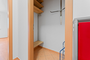 Pronájem bytu 1+kk v osobním vlastnictví 36 m², Praha 10 - Hostivař