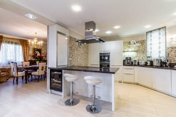 Prodej domu 354 m², Praha 10 - Benice