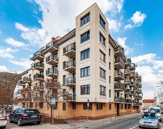 Pronájem bytu 1+kk v osobním vlastnictví 30 m², Praha 5 - Smíchov