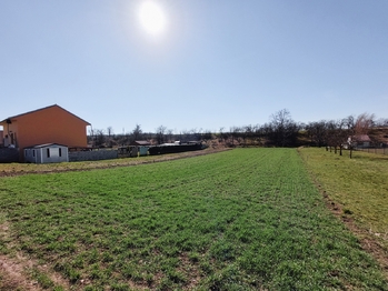 Prodej pozemku 842 m², Prace