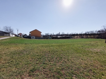 Prodej pozemku 842 m², Prace