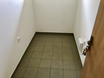 Protor - Prodej obchodních prostor 48 m², Mukařov