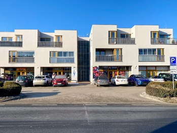 Prodej obchodních prostor 48 m², Mukařov