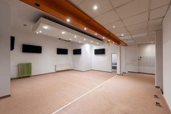 Pronájem obchodních prostor 220 m², Praha 4 - Chodov