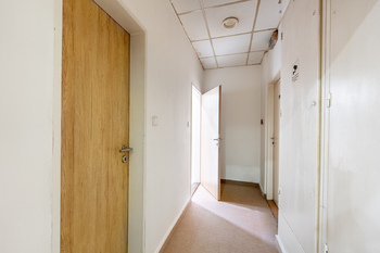 Pronájem obchodních prostor 220 m², Praha 4 - Chodov