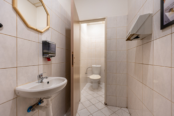 Pronájem obchodních prostor 220 m², Praha 4 - Chodov