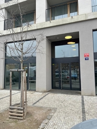 Pronájem obchodních prostor 110 m², Praha 5 - Smíchov