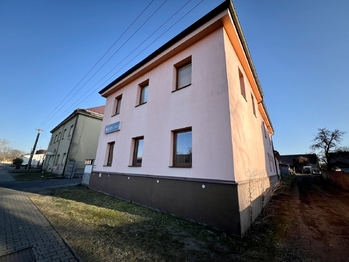 Prodej jiných prostor 344 m², Zaječice