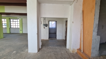 Pronájem skladovacích prostor 300 m², Sedlec-Prčice