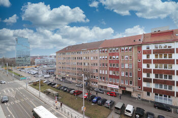 Výhled  - Pronájem bytu 1+kk v osobním vlastnictví 26 m², Praha 7 - Holešovice