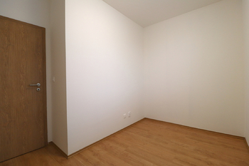 Pokoj - Pronájem bytu 3+kk v osobním vlastnictví 64 m², Praha 10 - Horní Měcholupy