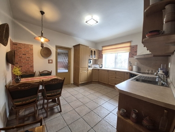 Prodej výrobních prostor 680 m², Mořkov