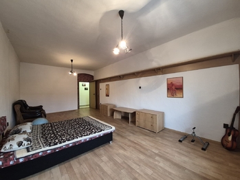 Prodej výrobních prostor 680 m², Mořkov