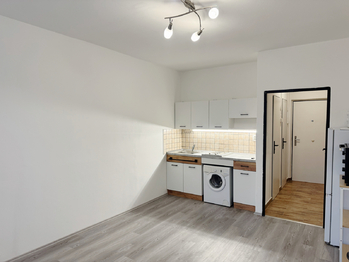 Pronájem bytu 1+kk v osobním vlastnictví 23 m², Praha 4 - Braník