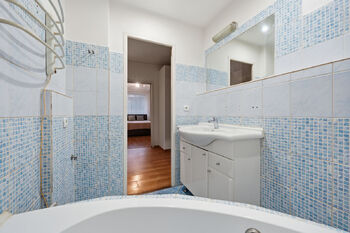 koupelna - Prodej bytu 3+1 v osobním vlastnictví 69 m², Ústí nad Labem