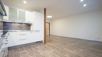 Pronájem bytu 3+1 v osobním vlastnictví 78 m², Praha 9 - Prosek