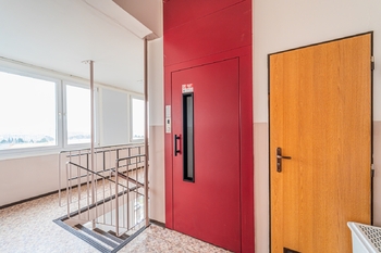 Prodej bytu 3+1 v osobním vlastnictví 68 m², Neratovice