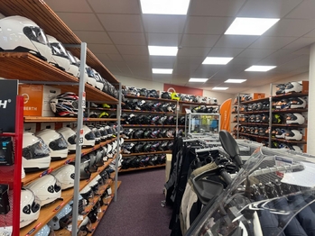 Pronájem obchodních prostor 226 m², Zlín