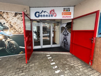 Pronájem obchodních prostor 226 m², Zlín